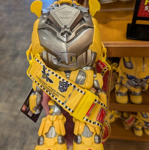 Authentic Bumblebee Popcorn Bucket Eyes Light Up Action Figure Universal Studios - Picture 2 of 6